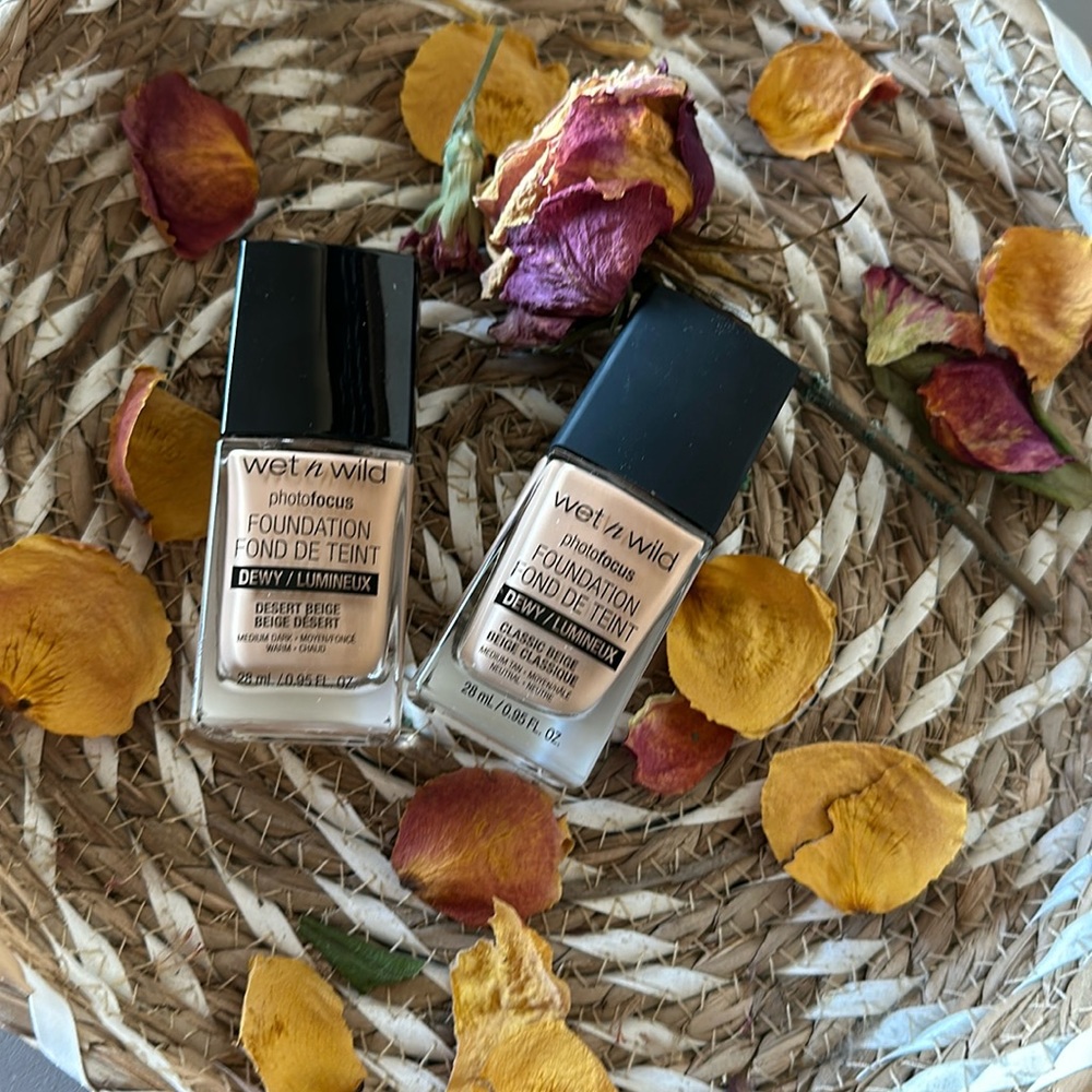 Wet n Wild PhotoFocus Foundation colors: Desert Beige and Classic Beige NEW